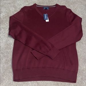 LANDS’END v-neck pullover
